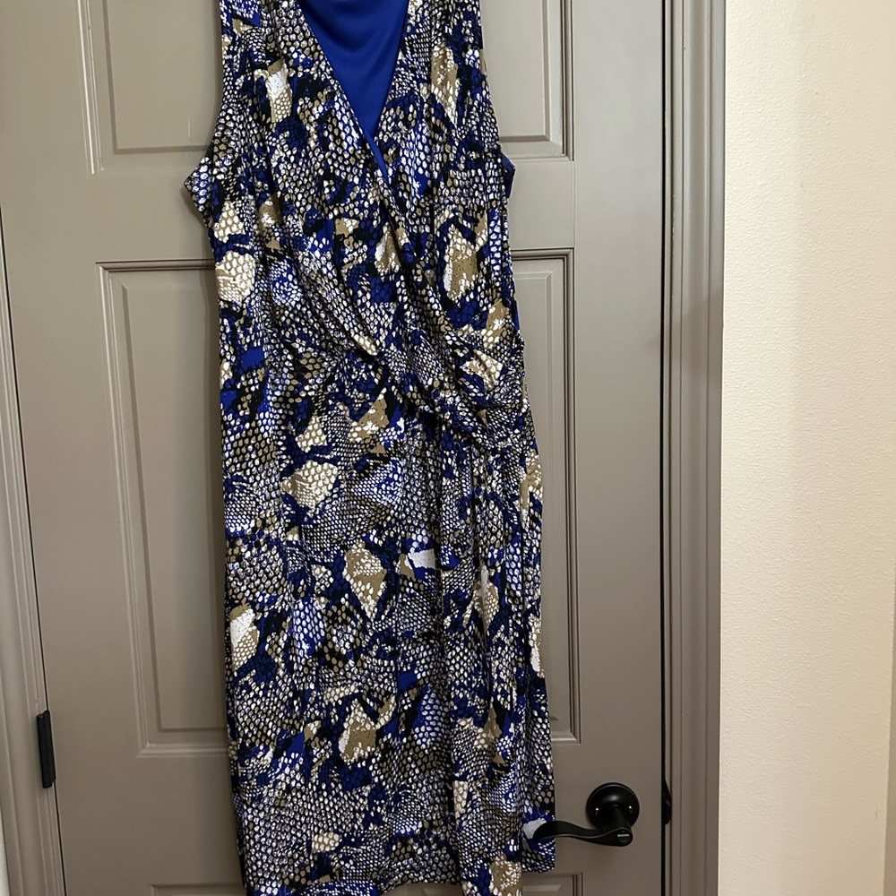 Roz & Ali Blue and Black Abstract Midi Dress